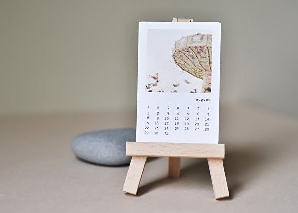 2010 Teeny Tiny Calendar w\/ Easel