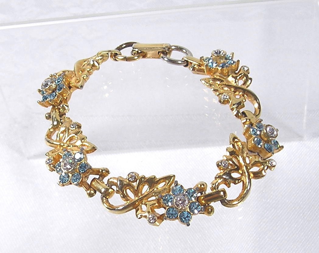 Vintage Lisner Bracelet Rhinestone Gold Metal By Blisstiques