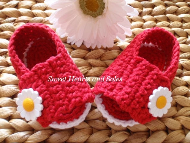 Red and White Daisy Sporty Baby Sandals 3-6 Months