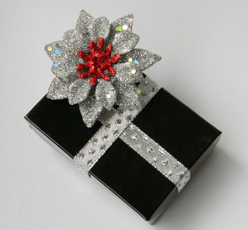 Holiday Gift Wrapping Jewelry Gift Wrapping Deluxe by DanaCastle