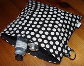 Fokus make up, snack, baby, any bag, black and white, Finland