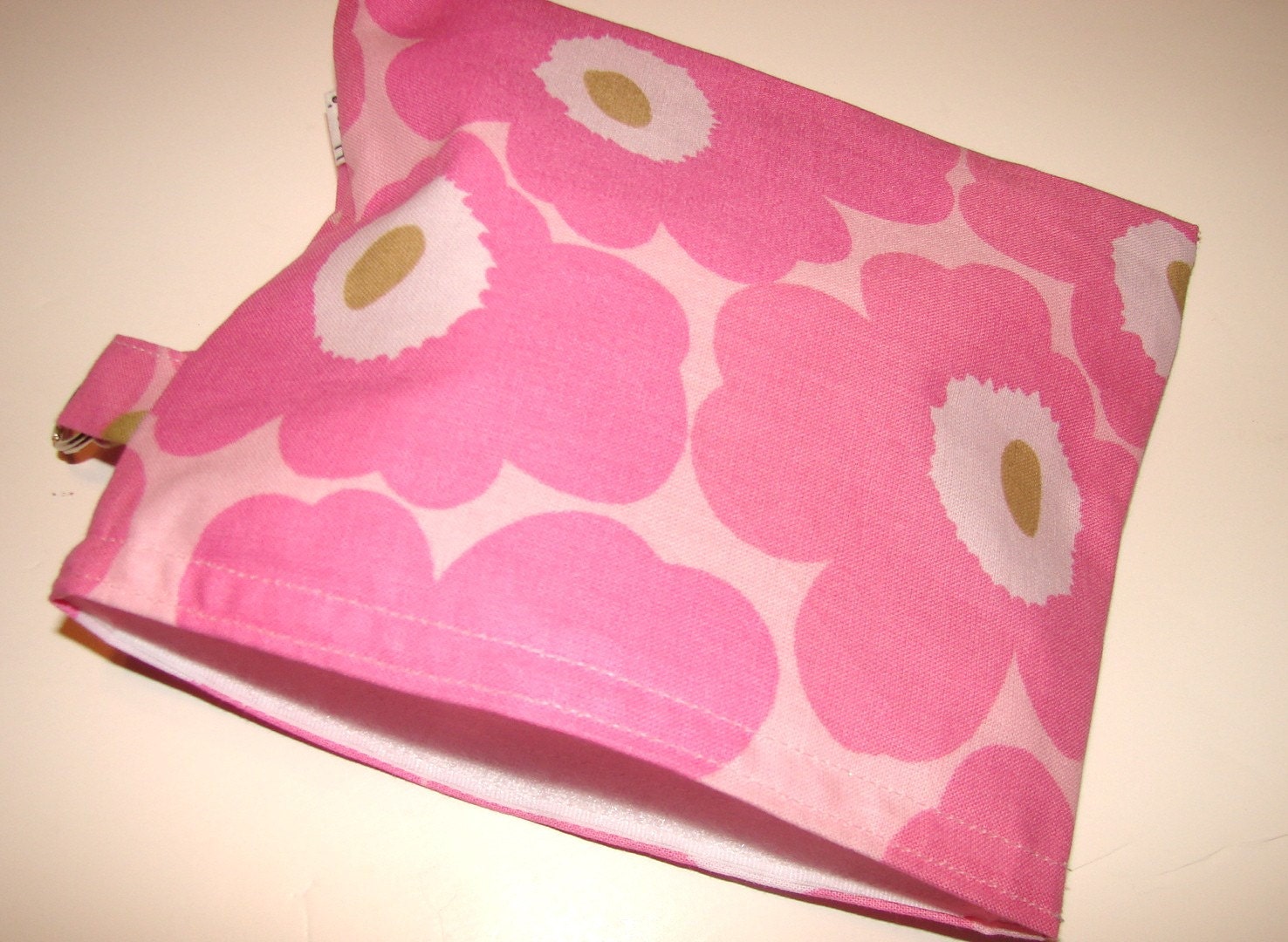 Pink Poppy Unikko Snack , Sandwich Make Up Pouch , Bag, Finland