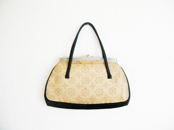 Vintage 1930's Medallion Purse