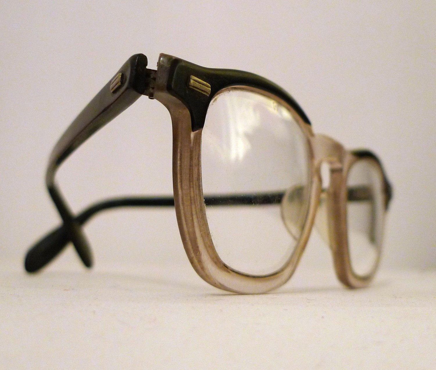 Black - Clear Horn Rimmed Eyeglass Frames //Tart-like //Transparent G-Man, Cat Eye Unisex Sunglasses Willson Optical
