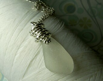 SALE ....  Jump In the Water is Fine - vintage white seaglass and stacked jumpring sterling silver necklace