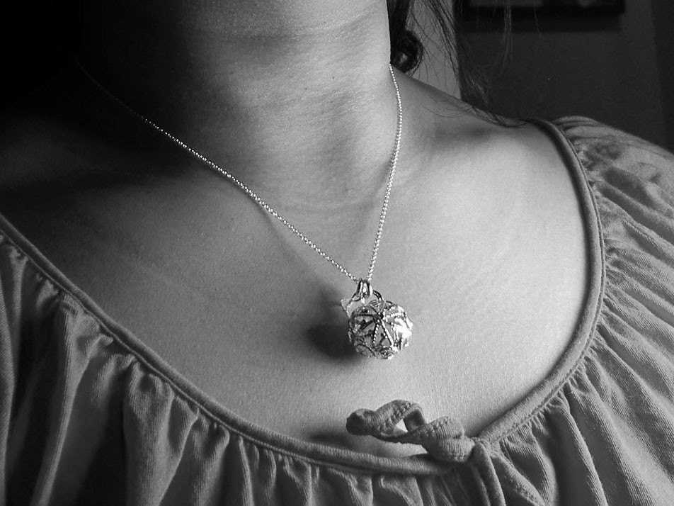 SALE SALE SALE - Worry Locket - peridot gemstones in star filigree sterling silver necklace