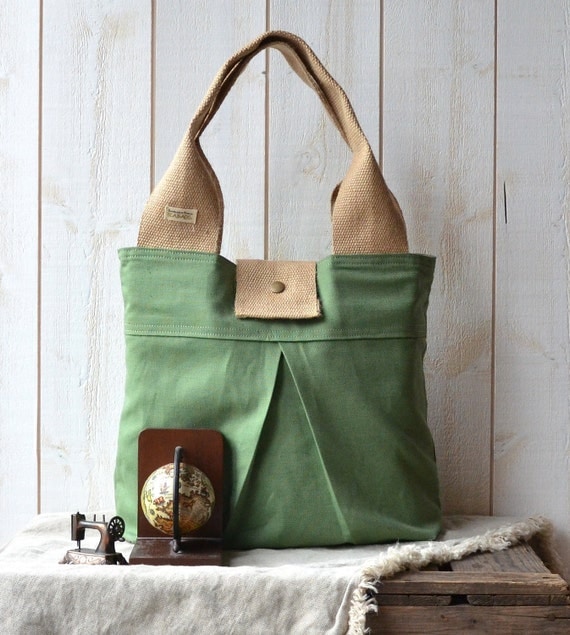 CHIC Handbag Diaper Bag in Green LA BOHEME- light green fashion St. Patrick's Day