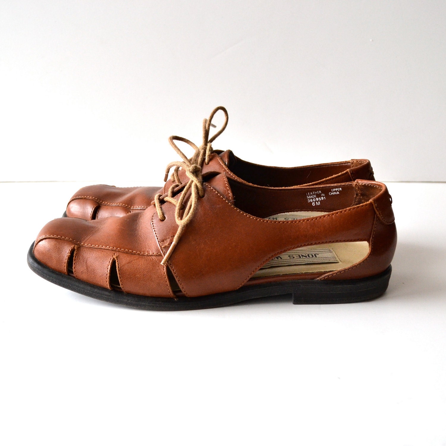 RESERVED  90s Lace Up Flats with Side Cut Outs / Brown Leather / size 6