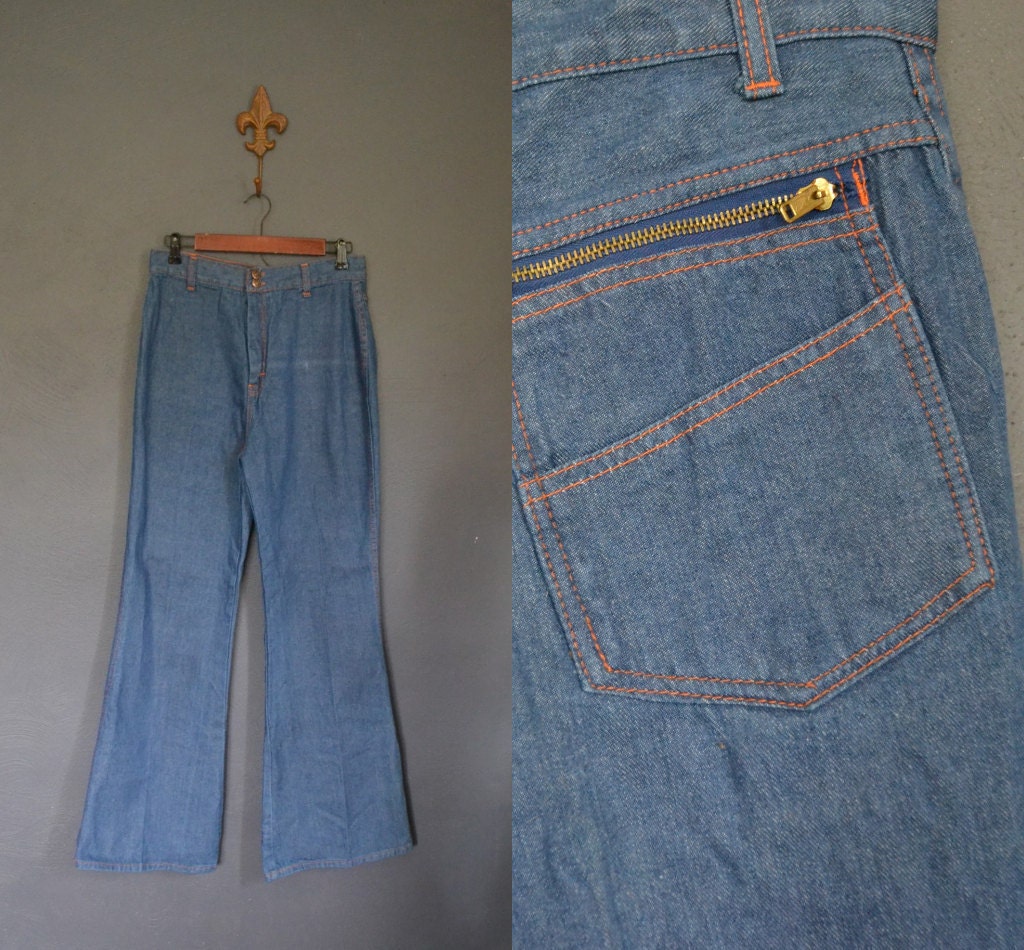 1970s Bell Bottom Jeans / High Waist / Contrast Stitching (modern size 8/10)