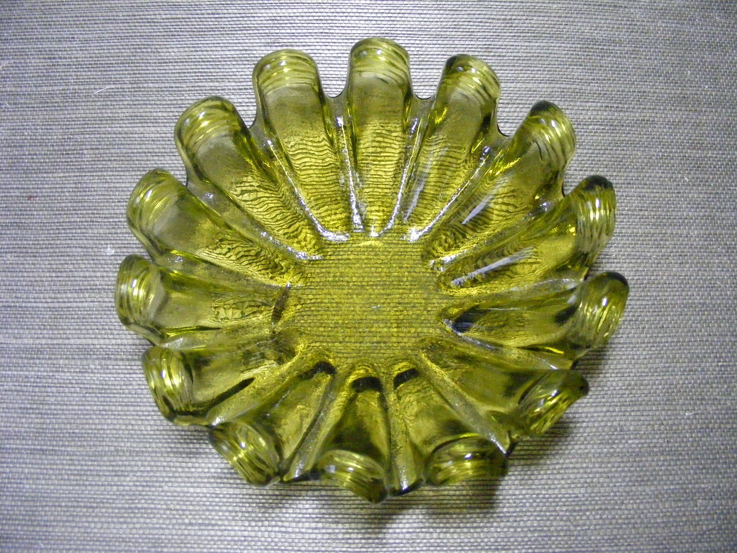 Retro GLASS BOWL Candy nut Olive Green Stylized Dish