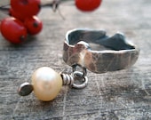 reclaimed band with pearl