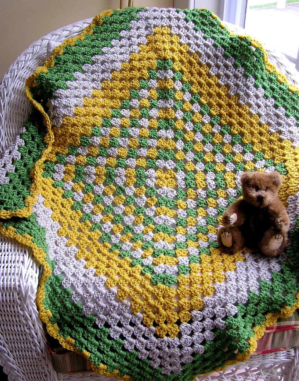 crochet knit baby toddler blanket afghan by JDCrochetCreations
