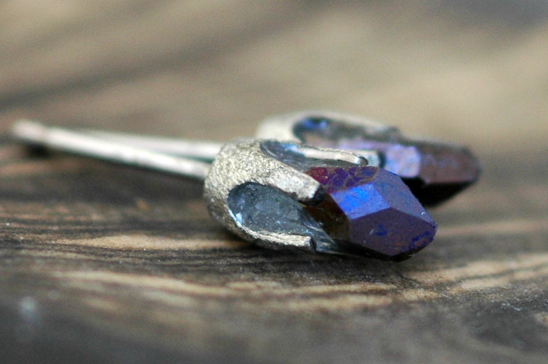 Little Cobalt Aura Quartz Points in Textured 14k White Gold Earrings