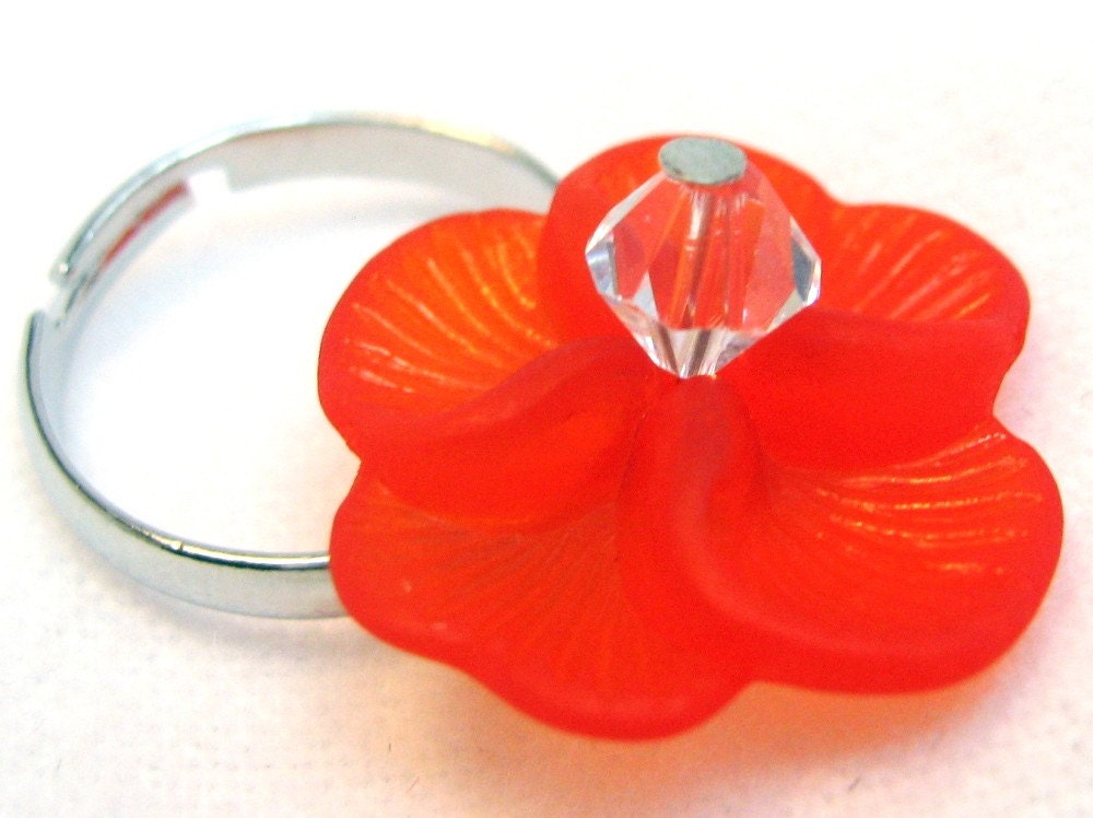 Single Red-Orange Pansy Adjustable Ring