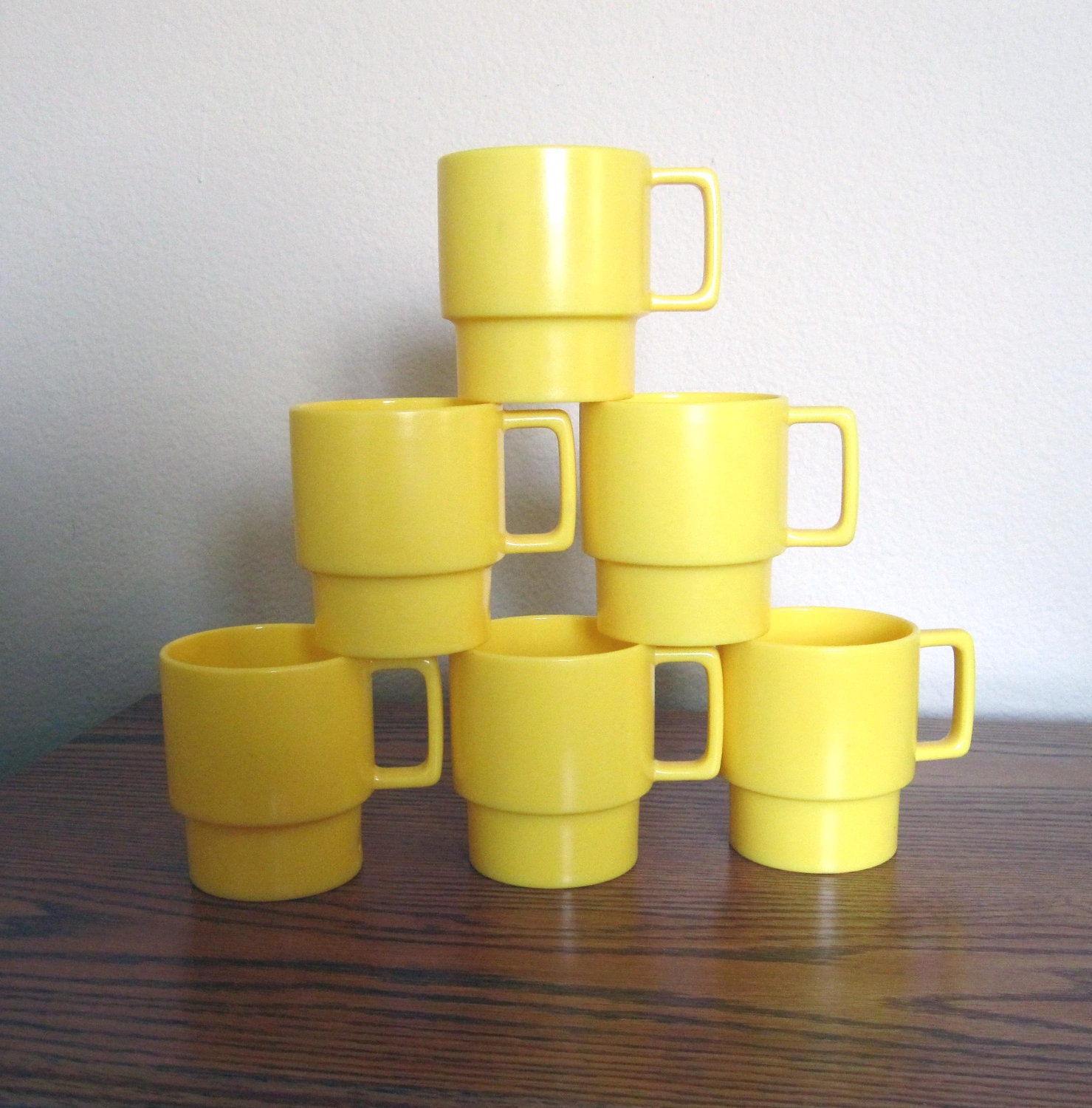 Set of Six Vintage Yellow Stacking Cups / Retro Melmac