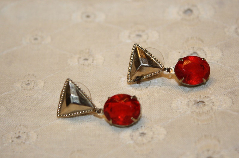 Gold Tone Drop Earrings with Orange/Red Rhinestone Drops
