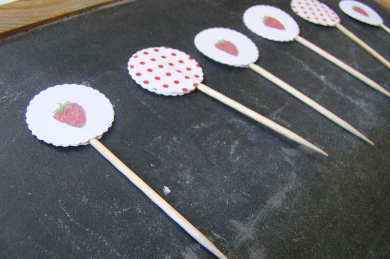 Strawberry Cupcake Sticks