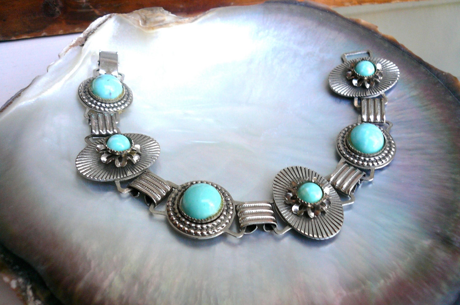 Vintage Turquoise Bracelet 1960s