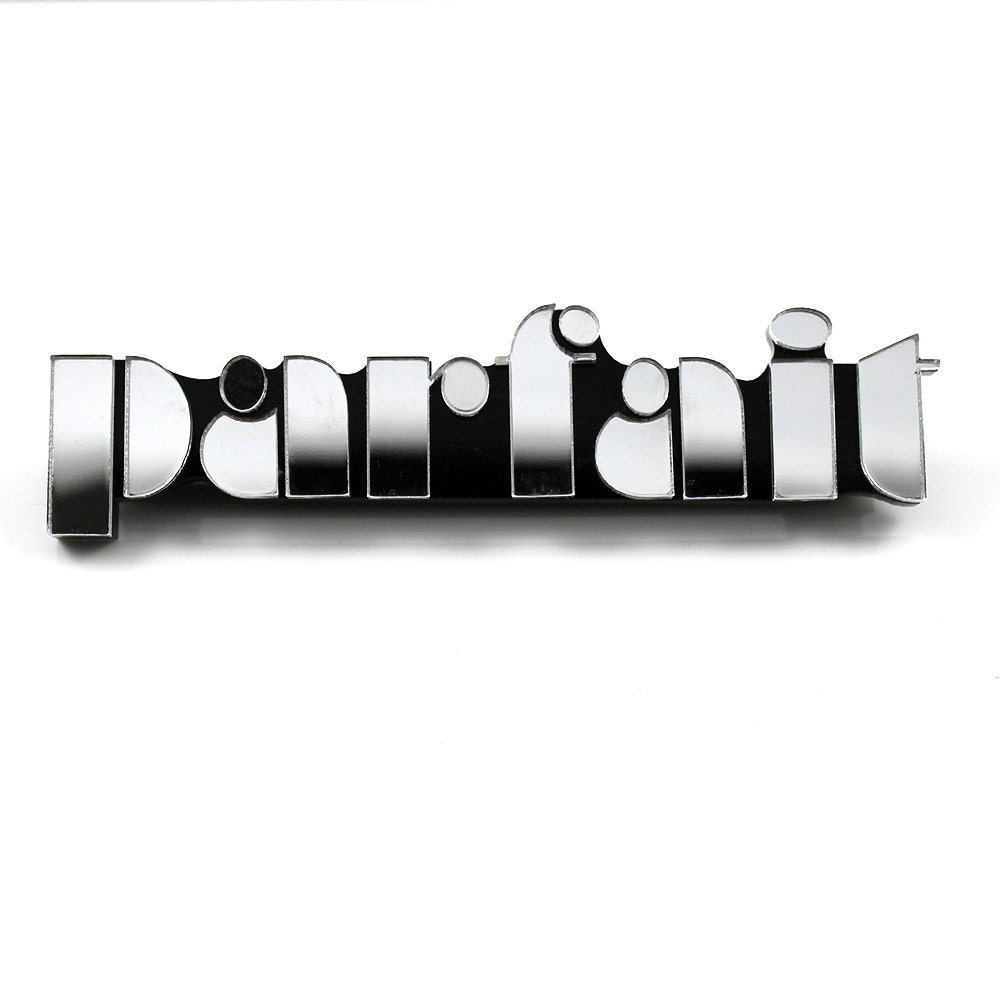 Parfait brooch in silver mirror perspex