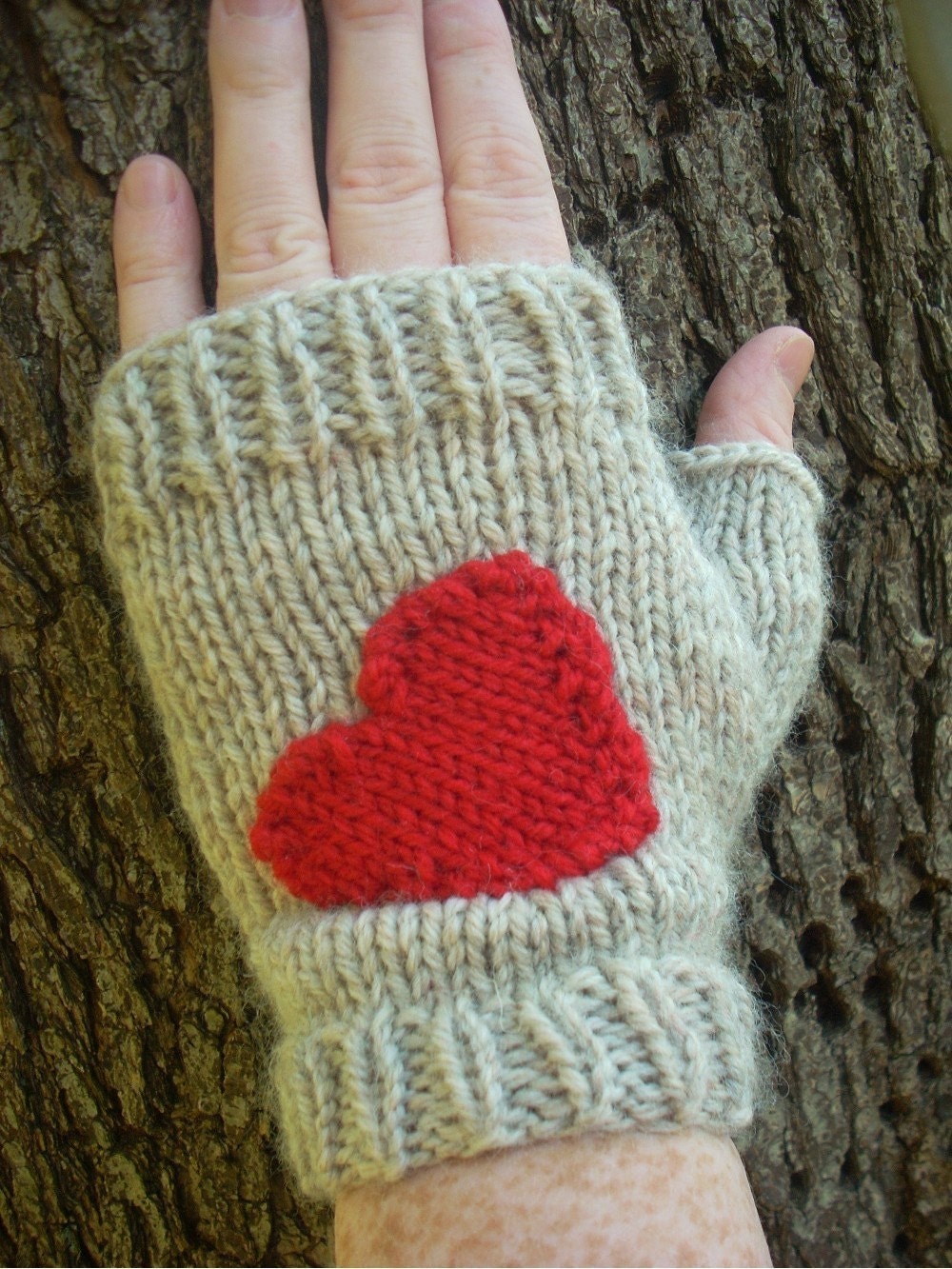 KNITTING PATTERN- Fingerless Gloves Hearted