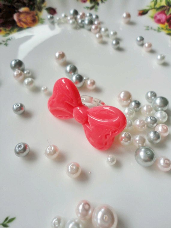 Sharp Pink Large Bow Ring  ver 2