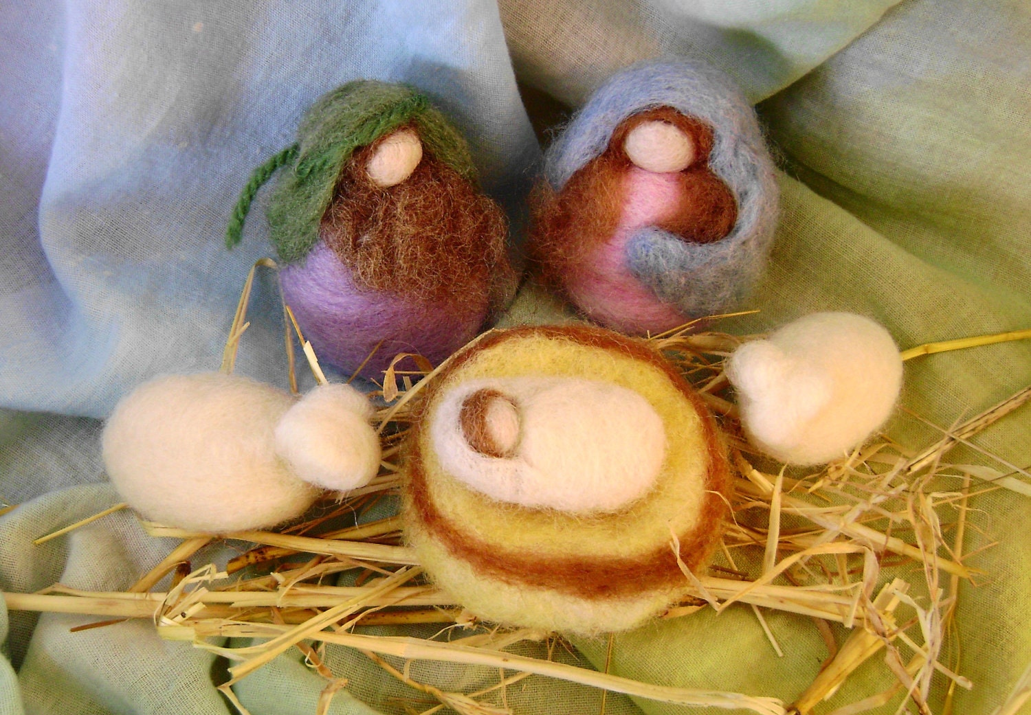 SUPER SALE  - Wool figures  -  Nativity scene   - needle felted in pure New Zealand wool