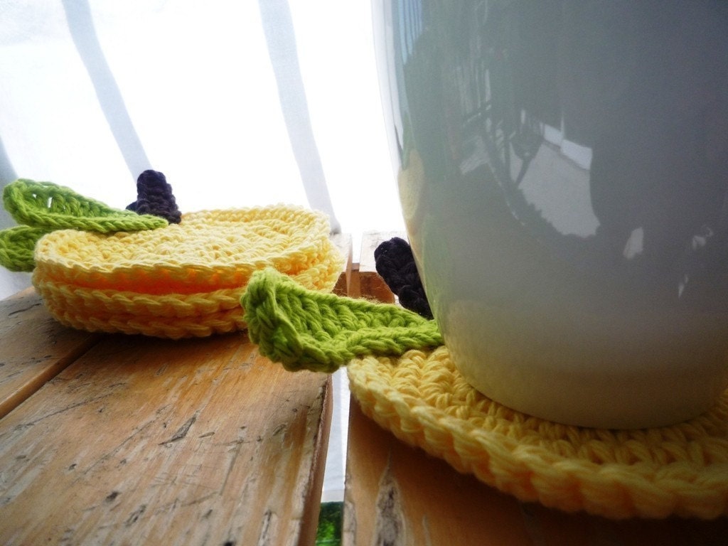 Crochet Apple Coasters - yellow set of 4