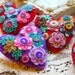 ES449/008 - Japanese Art Inspired Heart Shape Felt Brooch - Red