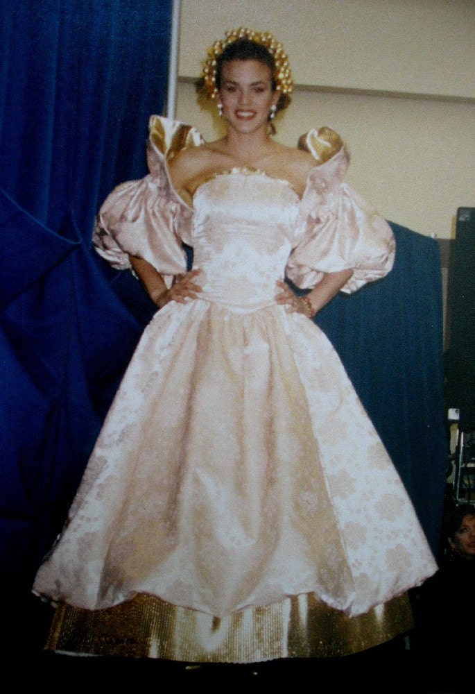 Pink and Gold Brocade Wedding Gown, Renaissance or Baroque Style, with Luxurious Poof Skirt and Detachable Poof Sleeves