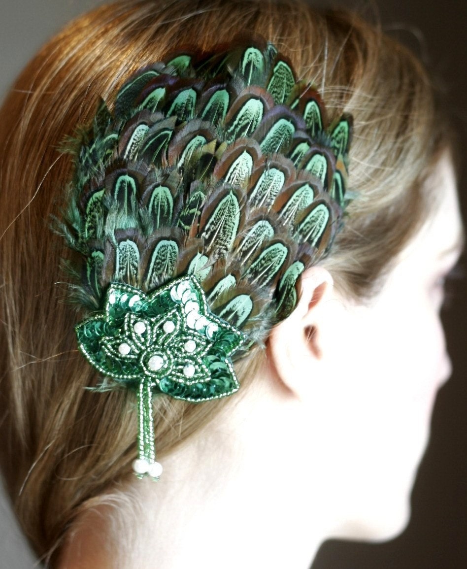 St. Patrick's Christmas Green Feather Pad Fascinator