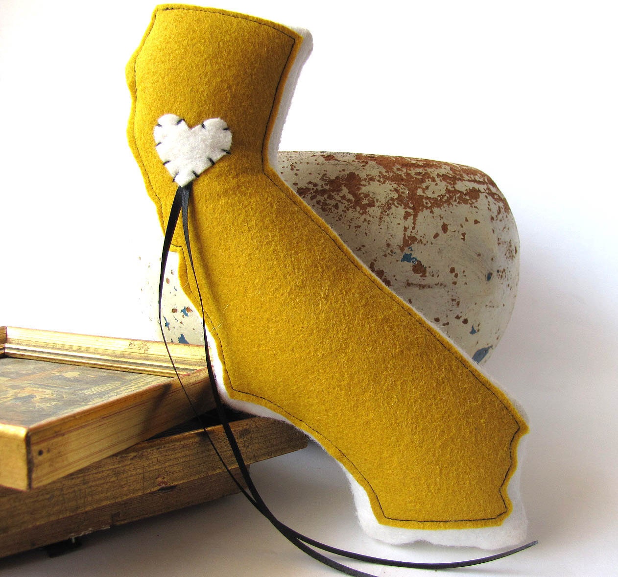 Customizable California State Ring Bearer Pillow