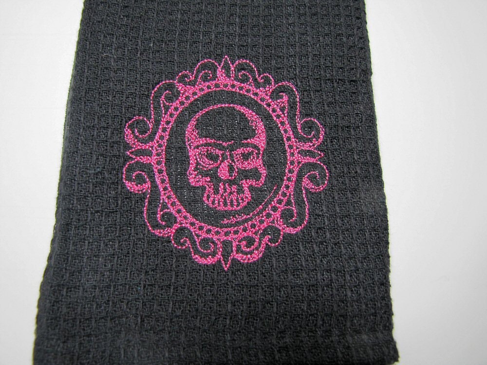 Skull Cameo Hot Pink & Black Towel