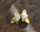 Vintage 80's White and Gold Pearl Beaded Sequin Holly Mistletoe Leaf Leather Backed Post Back Earrings