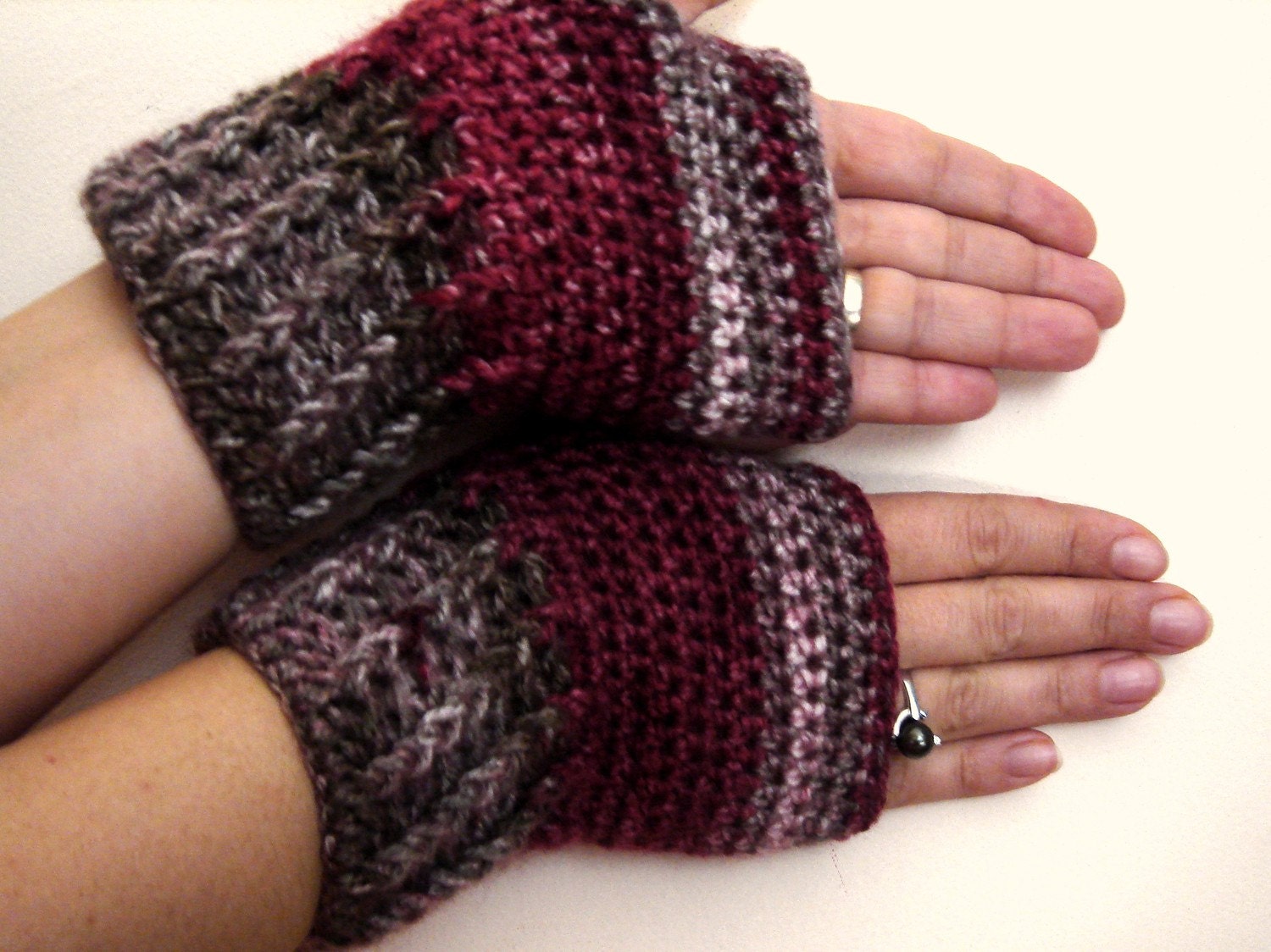 Burgundy Red Wine Sangria Tuscon Red Maroon Carmine Bordeaux Honeysuckle Pink Fingerless Gloves