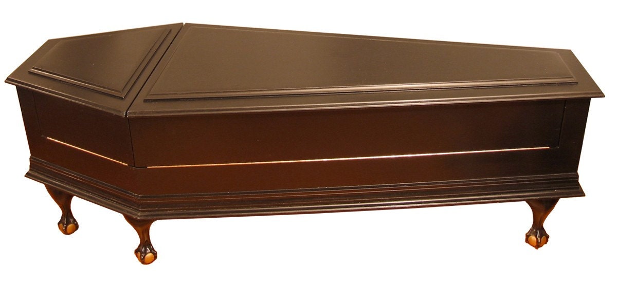 VonErickson's Original Coffin Couch