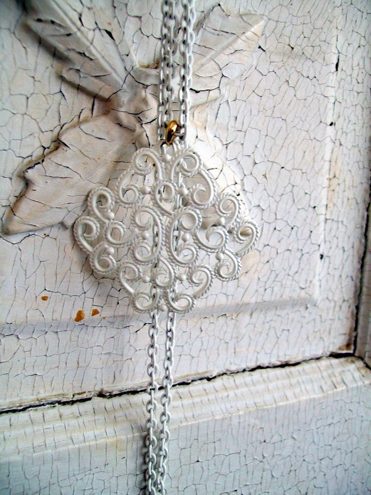 Vintage Shabby chic Wrought Iron Necklace