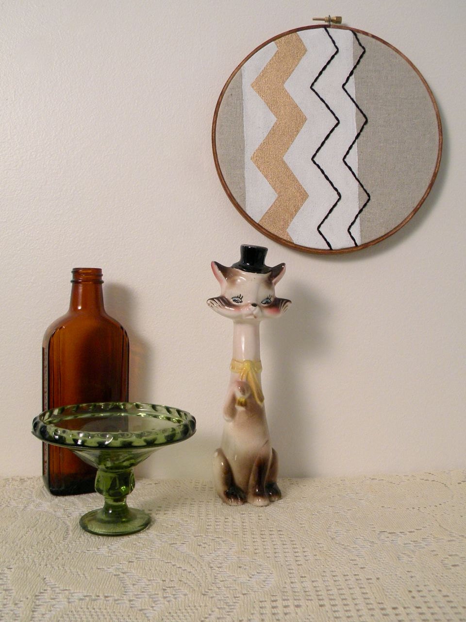 retro embroidered wall decor, chevron stripes