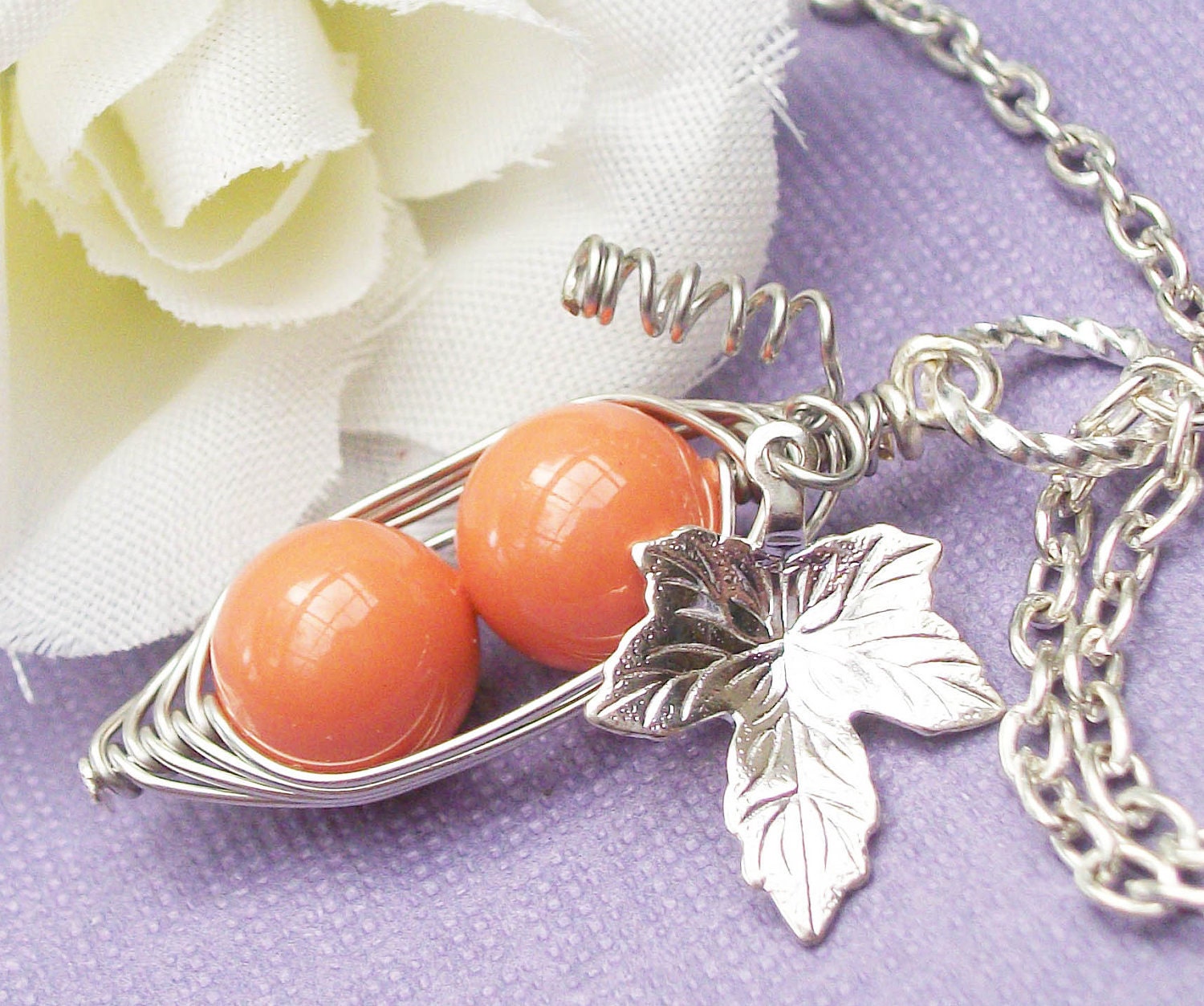 2 Or 3 Sweet Peas In A Pod Silver Peapod Necklace Swarovski Pearls - For Sisters Bridesmaids Mothers Or Someone You Love.