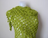 LIGHT GRASS GREEN BAMBOO TRIANGLE SHAWL - USE FOUR SEASONS