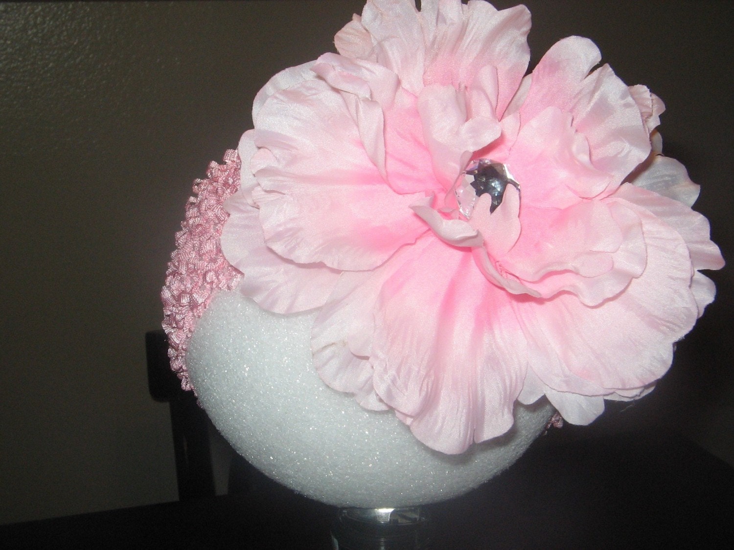 BAHAMA MAMA LIGHT PINK FLOWER... AND FREE HEADBAND