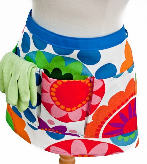 Garden Apron Vendor Apron Half Apron -- IKEA Fredrika -- Ready To Ship