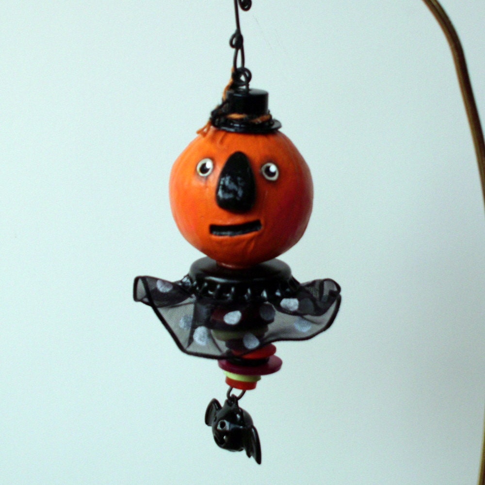 Folk Art Halloween Pumpkin Ornament Decoration