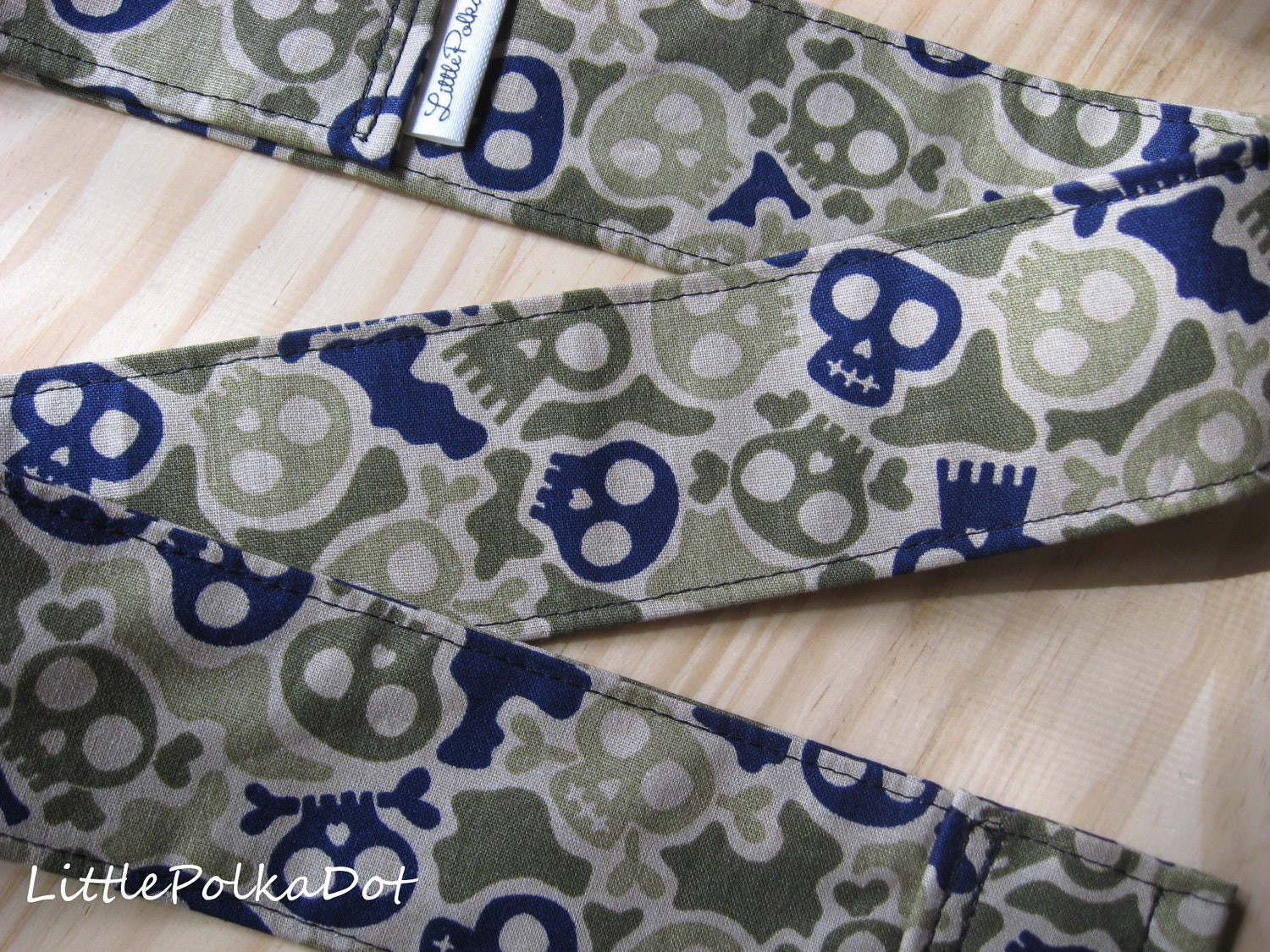 Toddler Leash Handle for purse or stroller (skulls)