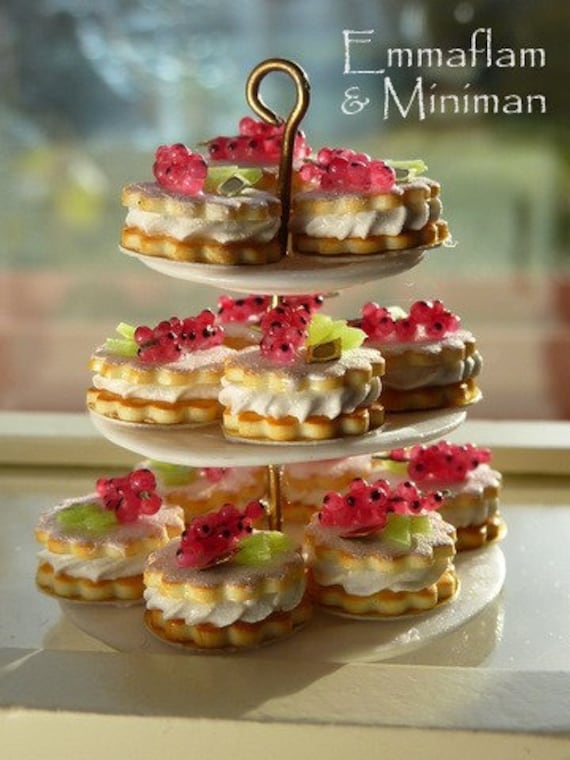 French Sablés Chantilly Groseilles - Red Currant and Cream Shortbreads - 12th Scale Miniature Food