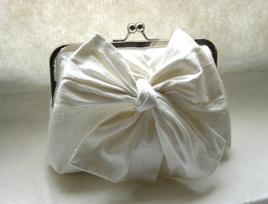Ivory Bridal Clutch - Wedding Clutch - Bridesmaids Clutch- Evening Purse - Marisa