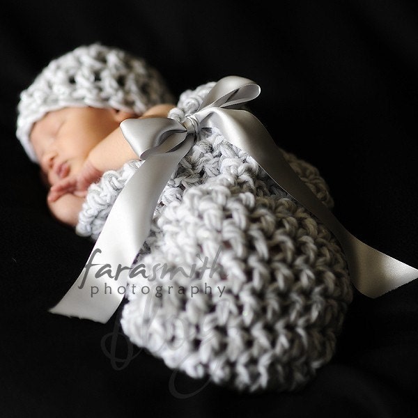 Newborn Baby Cocoon Set - in Silver Bells - Ready to Ship