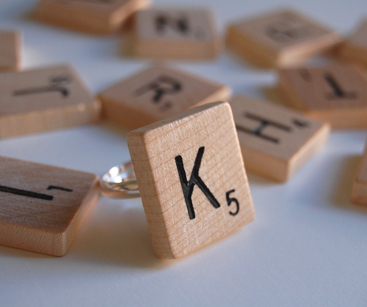 Scrabble Ring in a free capsule ...... Chose your letter. 80s Geek, Retro, Fun, Him, Her, Nerd, Dork, Cool