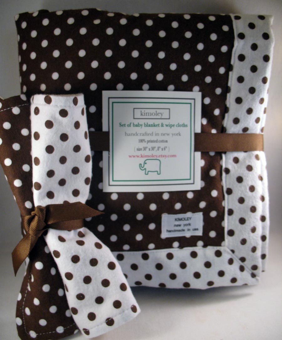 Dot dot Printed Cotton Baby to Toddler Large Padded Blanket with Two Wipe Wash cloths