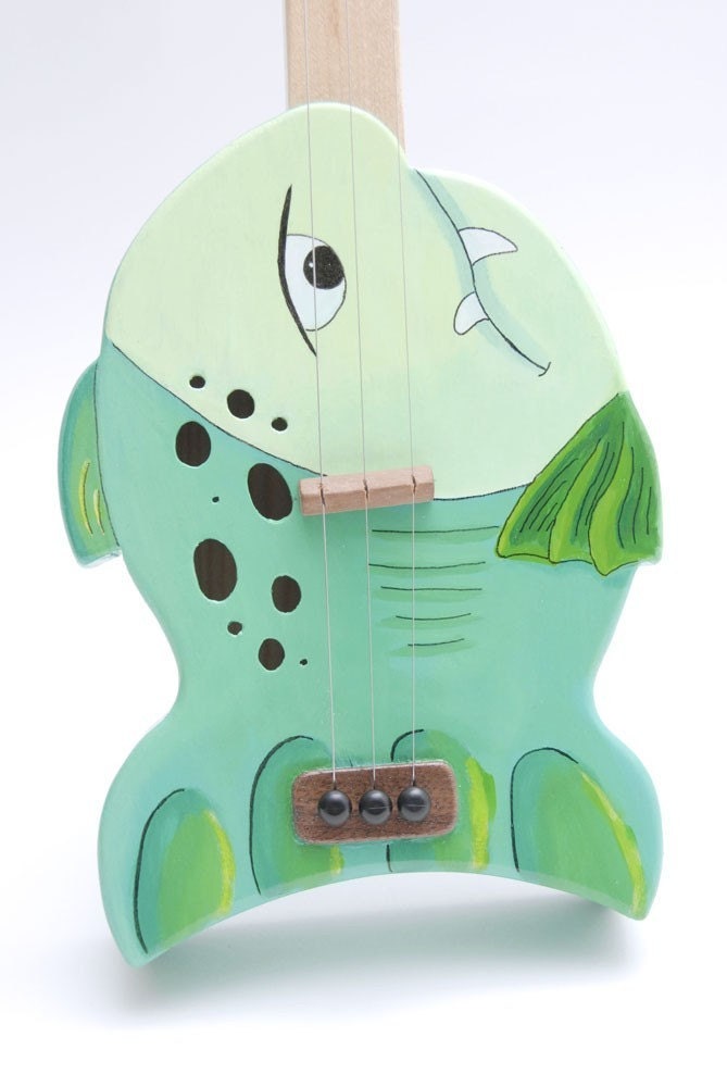 Goblin Fish guitar --3 string--