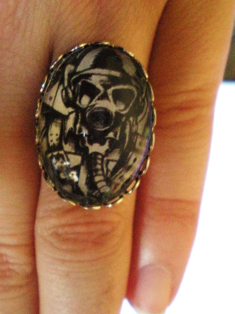 Gas Mask Ring